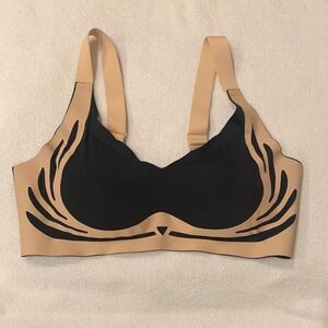 Elegant Black and Tan Women's Push up Bra